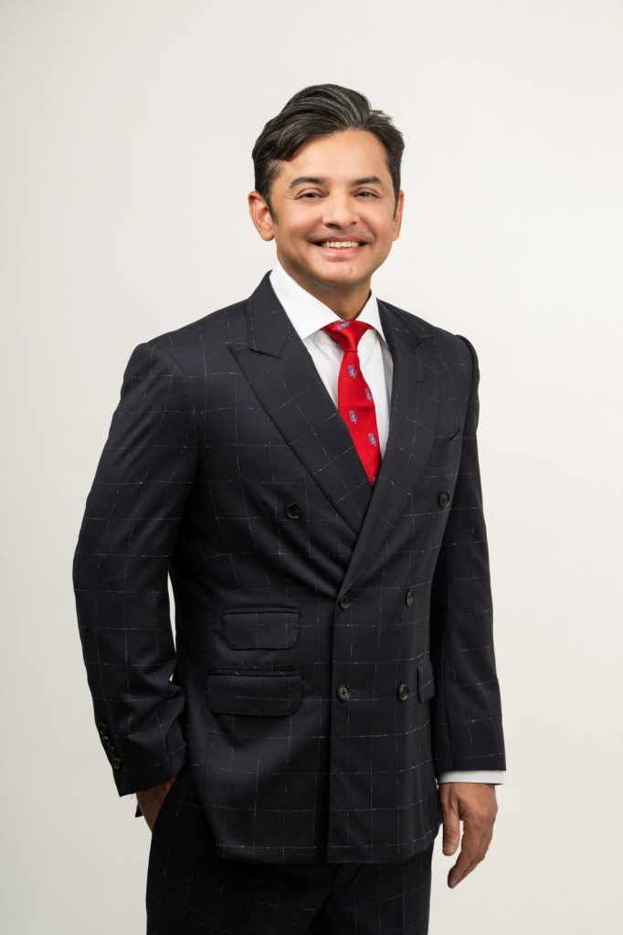 Dr. Akhil Chopra